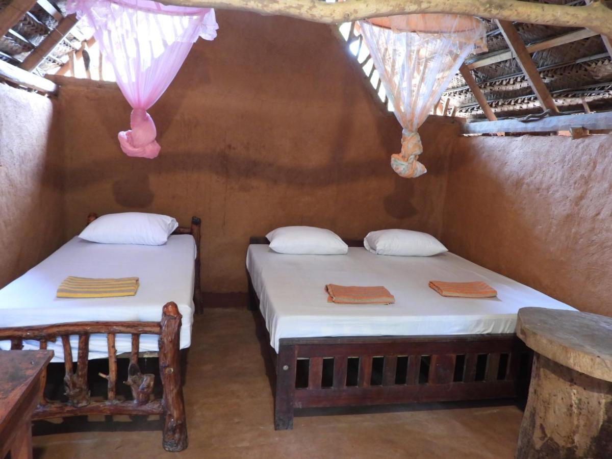 Yala Village Eco Tree House Tissamaharama Bagian luar foto