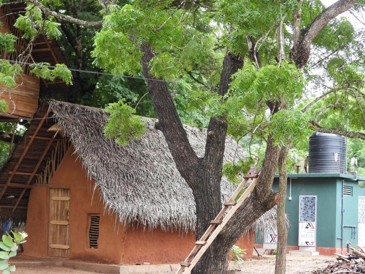 Yala Village Eco Tree House Tissamaharama Bagian luar foto