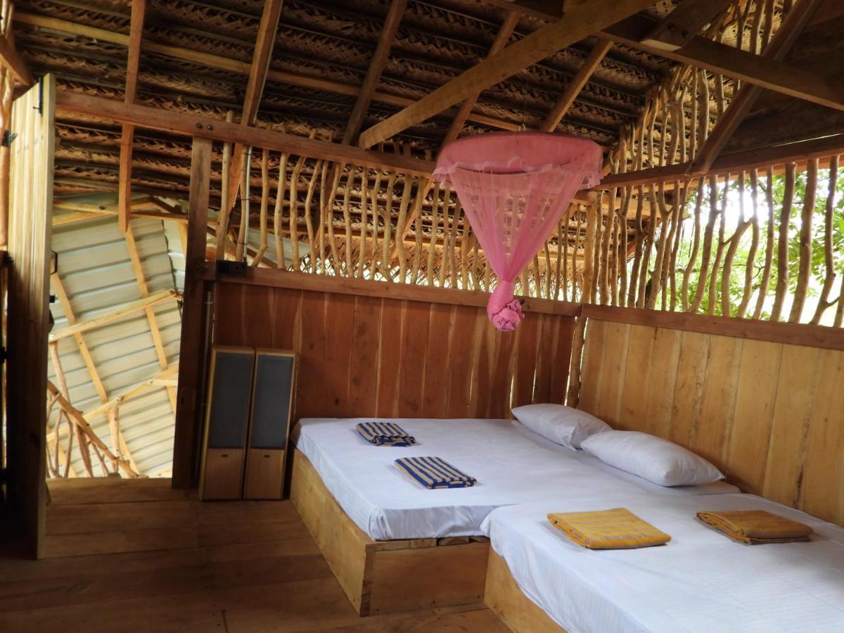 Yala Village Eco Tree House Tissamaharama Bagian luar foto