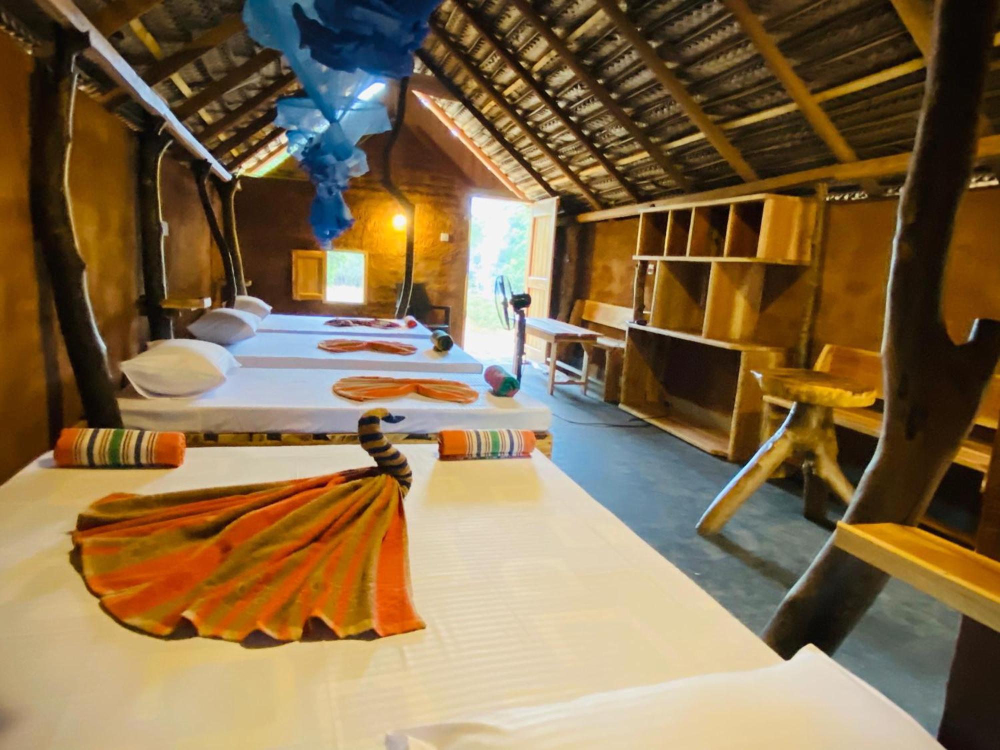 Yala Village Eco Tree House Tissamaharama Bagian luar foto