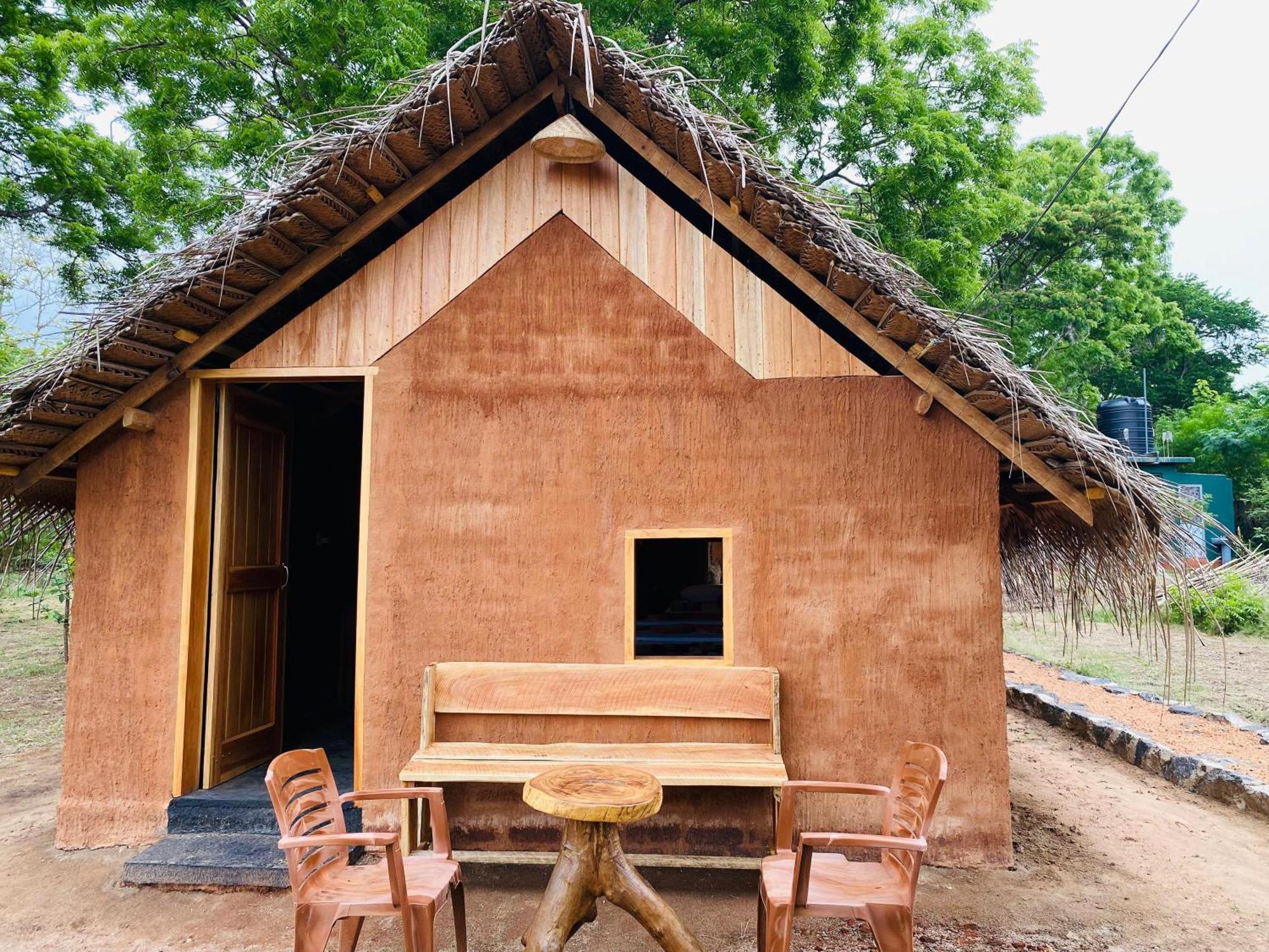 Yala Village Eco Tree House Tissamaharama Bagian luar foto