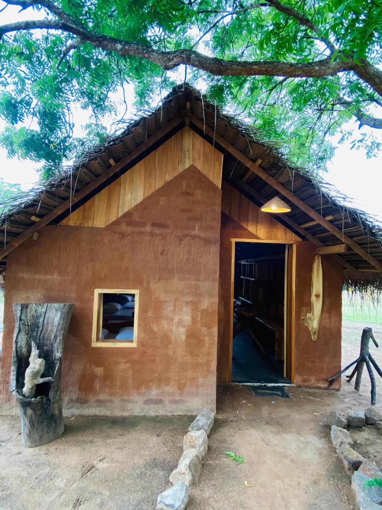 Yala Village Eco Tree House Tissamaharama Bagian luar foto