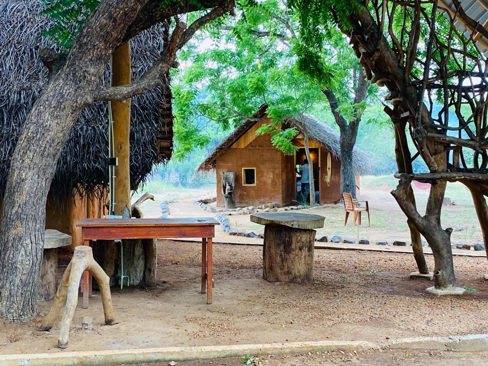 Yala Village Eco Tree House Tissamaharama Bagian luar foto